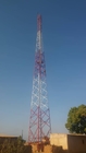 4 chân Góc 90 mét Tháp thép viễn thông mạ kẽm