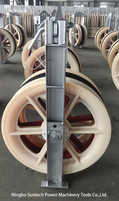 80kN OD 660mm Nylon Sheave Conductor Stringing Blocks cho đường truyền