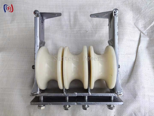 Ba đống nylon đường dây trên không dẫn dây chuyền các khối dây chuyền của đường dây truyền tải