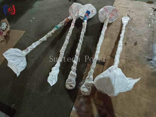 Máy khoan đất chuyên nghiệp để lắp đặt cột điện và làm việc nền tảng