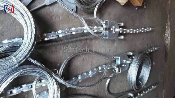 Bảng đầu chuyên nghiệp cho ba dây dẫn với tải trọng 100-180KN, hình học tam giác chính xác và hợp kim nhôm chống ăn mòn