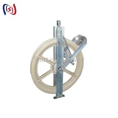Đường dây xích lăn đất để lắp đặt OPGW.