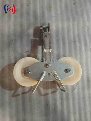 25KN Tandem Sheave Stringing Block for Large Section ACSR Conductors LGJ300-500 với thiết kế Tandem Sheave