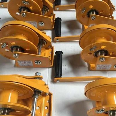 Vít tự khóa Ss 304 2600lbs Tời quay tay bằng tay